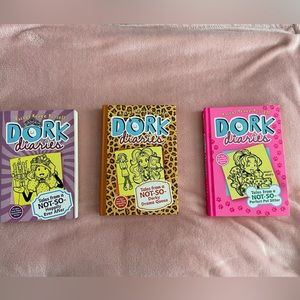 Dork Diaries Book Bundle